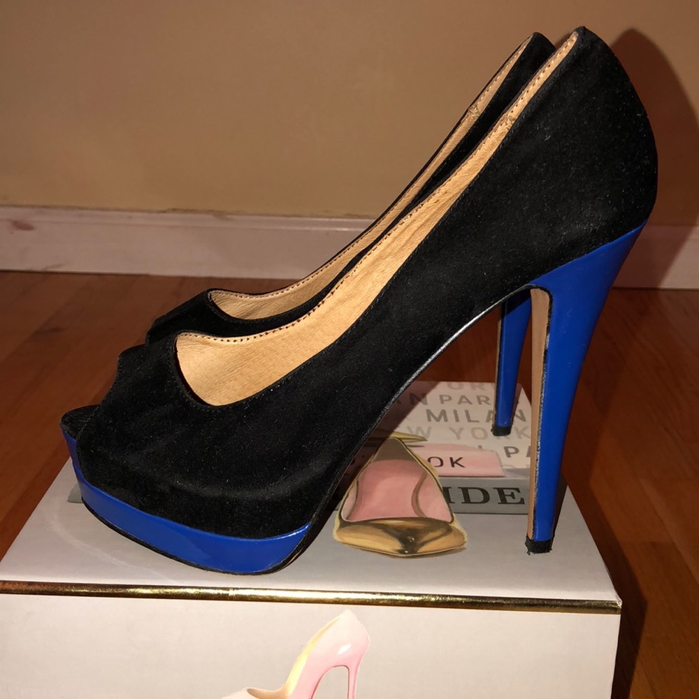 Aldo Suede Open-Toe Pumps- Black/Blue Size 8